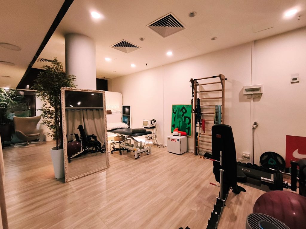 pain clinic boutique setting